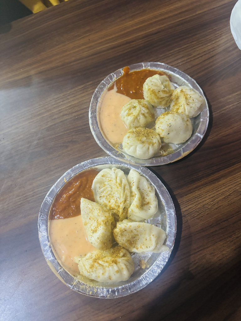 Mamos kha lo dosto 🤤🤤