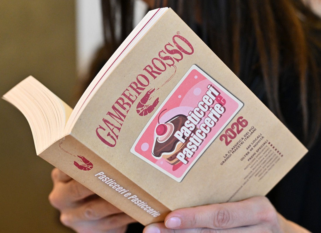 LA GUIDA PASTICCERI &amp; PASTICCERIE 2026 del Gambero Rosso – L’elenco delle Tre Torte , premi speciali e Pastry Chef
vinodabere.it/la-guida-pasti… #guidapasticceriepasticcerie #gamberorosso #vinodabere #miglioripasticcerie #dolce #pasticceri
