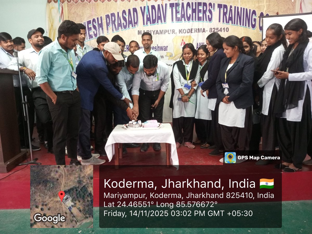 RpyttcKoderma's tweet image. आज रमेश प्रसाद यादव शिक्षक प्रशिक्षण महाविद्यालय में बाल दिवस कार्यक्रम का आयोजन किया गया। इस अवसर पर प्रशिक्षुओं ने केक काटकर इस दिवस को सेलिब्रेट किया।