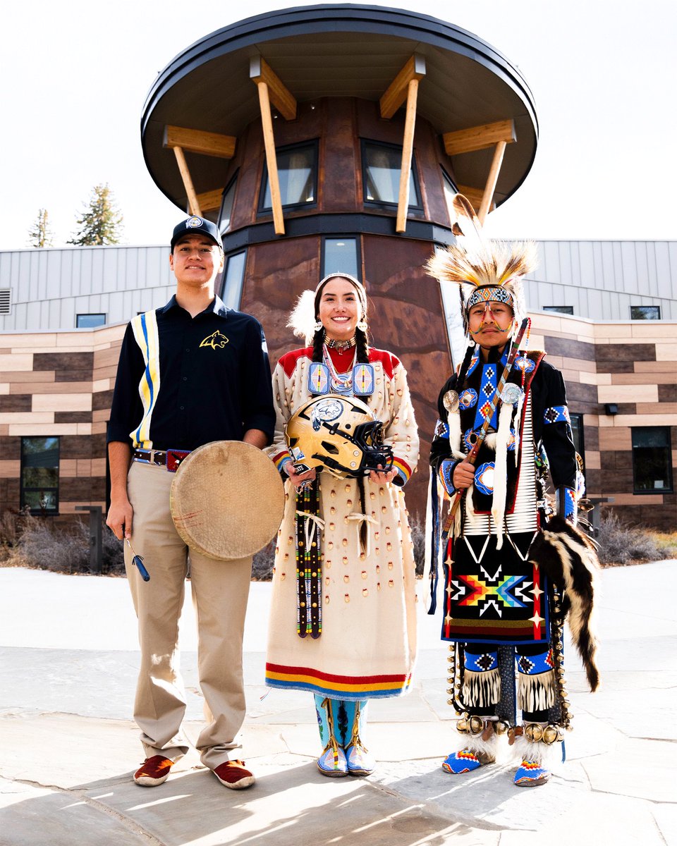 MSUBobcats_FB's tweet image. 𝐓𝐡𝐢𝐬 𝐖𝐞𝐞𝐤’𝐬 𝐇𝐞𝐥𝐦𝐞𝐭 👀

In partnership with the MSU American Indian Council, we honor Indigenous heritage and highlight Montana State Universities commitment to inclusion, respect and cultural representation.

#BobcatBuilt