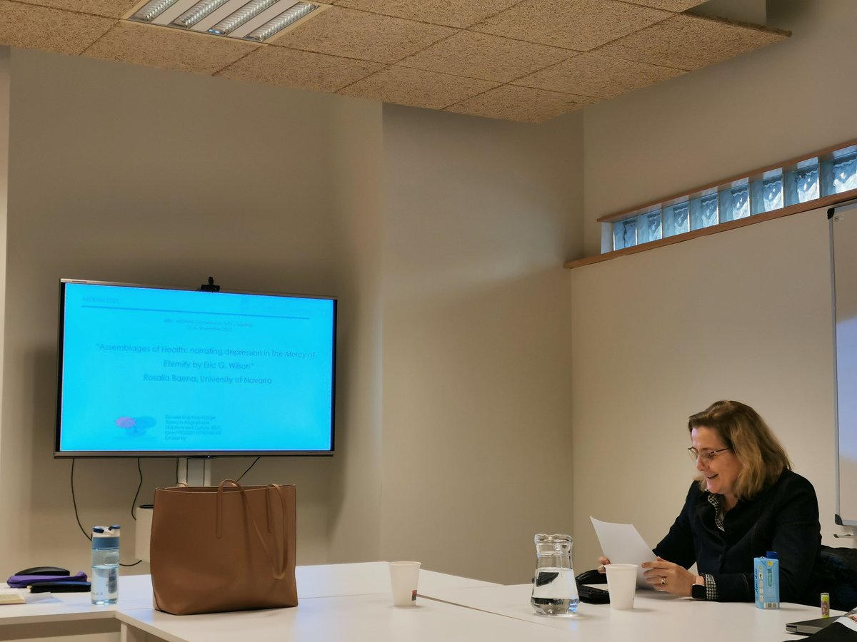 AnaBMartinezG's tweet image. You did amazingly well in the Critical Theory panel on day 1 @rbaenamolina Your research is paving the way for a new reading of illness life narratives drawing from "assemblages of health" (Duff 2014) conceptualizations @assemblagelit A pleasure to listen to you always #AEDEAN48