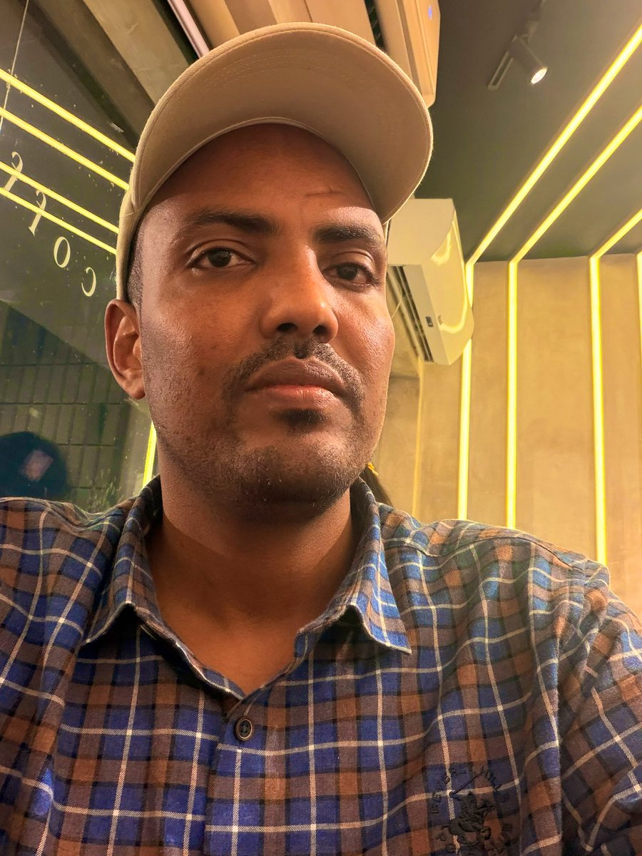 #كراتشي سيمفونية من الأصوات والسحنات والطبقات والفرص… وروائح الأسواق الشعبية، وبشر كالسيل!
بعد عقود من الاضطرابات السياسية والأمنية، يبدو أن «مدينة الأضواء أو الملاذ الآمن»  -كما يطلق عليها محبّوها ـ في طريقها إلى التعافي والمنافسة بين المدن الرائدة في المنطقة.
#باكستان