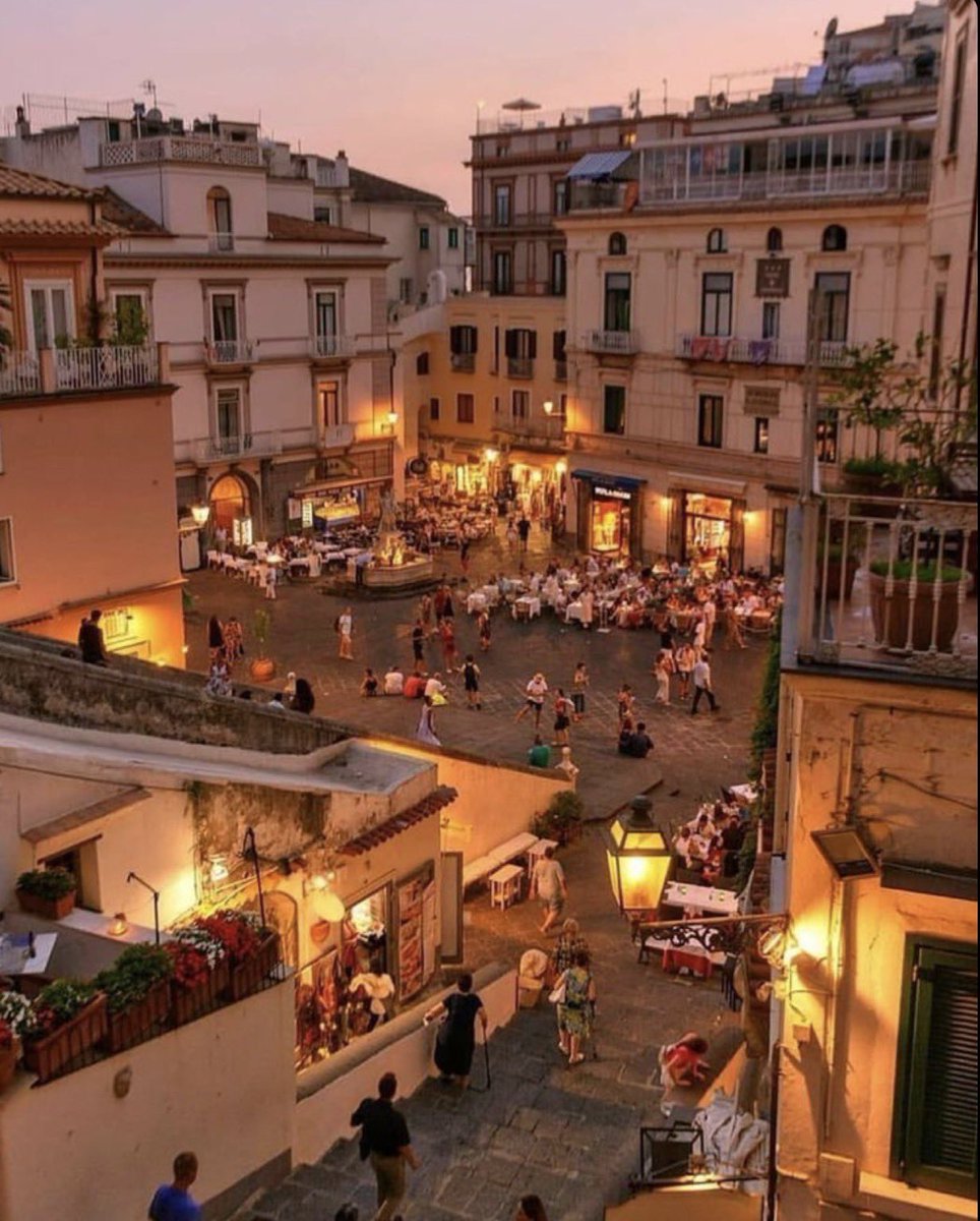 W0rld2026's tweet image. Amalfi coast, Italy