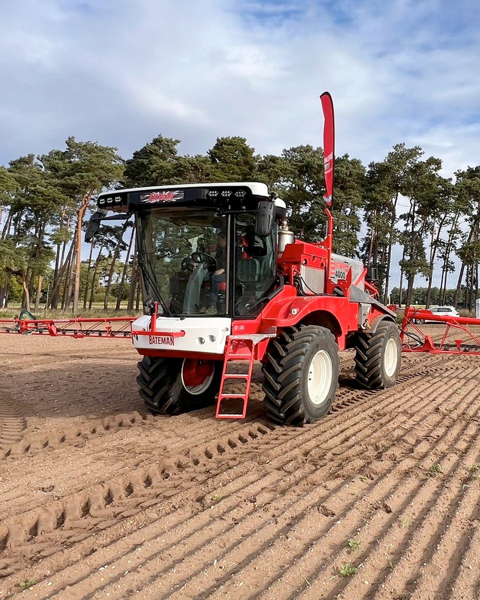 At the end of this month we'll be joining C T Scott Ltd for their Depot Open Days. 

🗓️ Thursday 27th November
📍 Dundee Depot, West Adamston, Muirhead, Dundee DD2 5QX 

🗓️ Saturday 29th November
📍 Insch Depot, The Yard, Premnay, Insch AB52 6QN 

#BatemanSprayers #CropSprayers