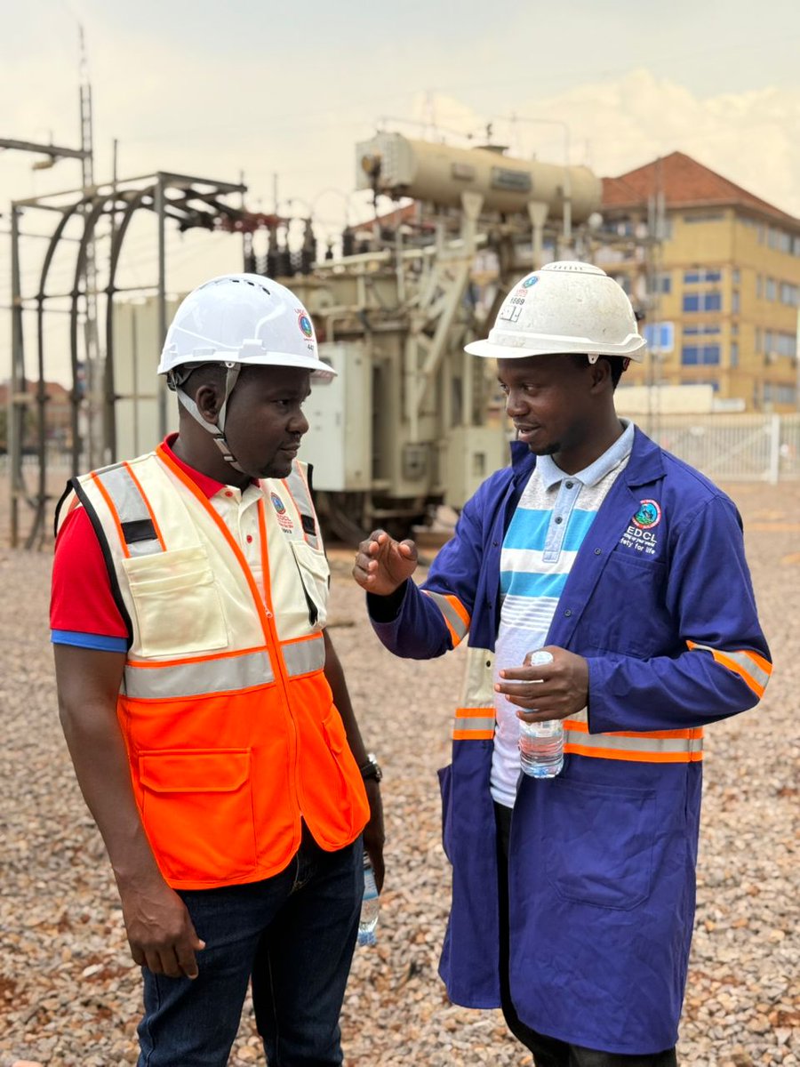 UEDCLSpox's tweet photo. #UEDCLSpoxUpdate At the Kampala South Substation, power has been restored. The S/station upgrade will undoubtedly satisfy Entebbe Road's increasing energy consumption. If you're off supply in the areas earlier announced under Kampala outh substation. J.K https://t.co/WORxhS2pFP