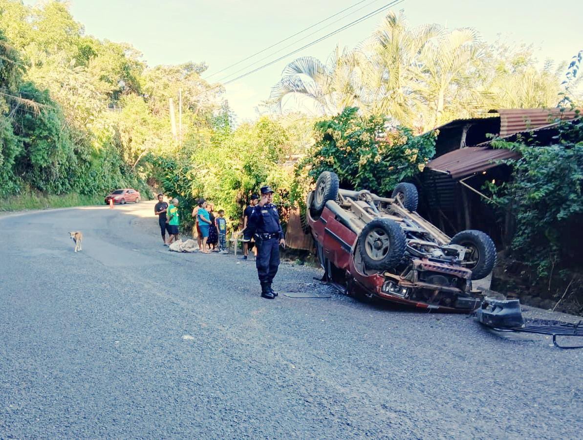 PNC El Salvador tweet media