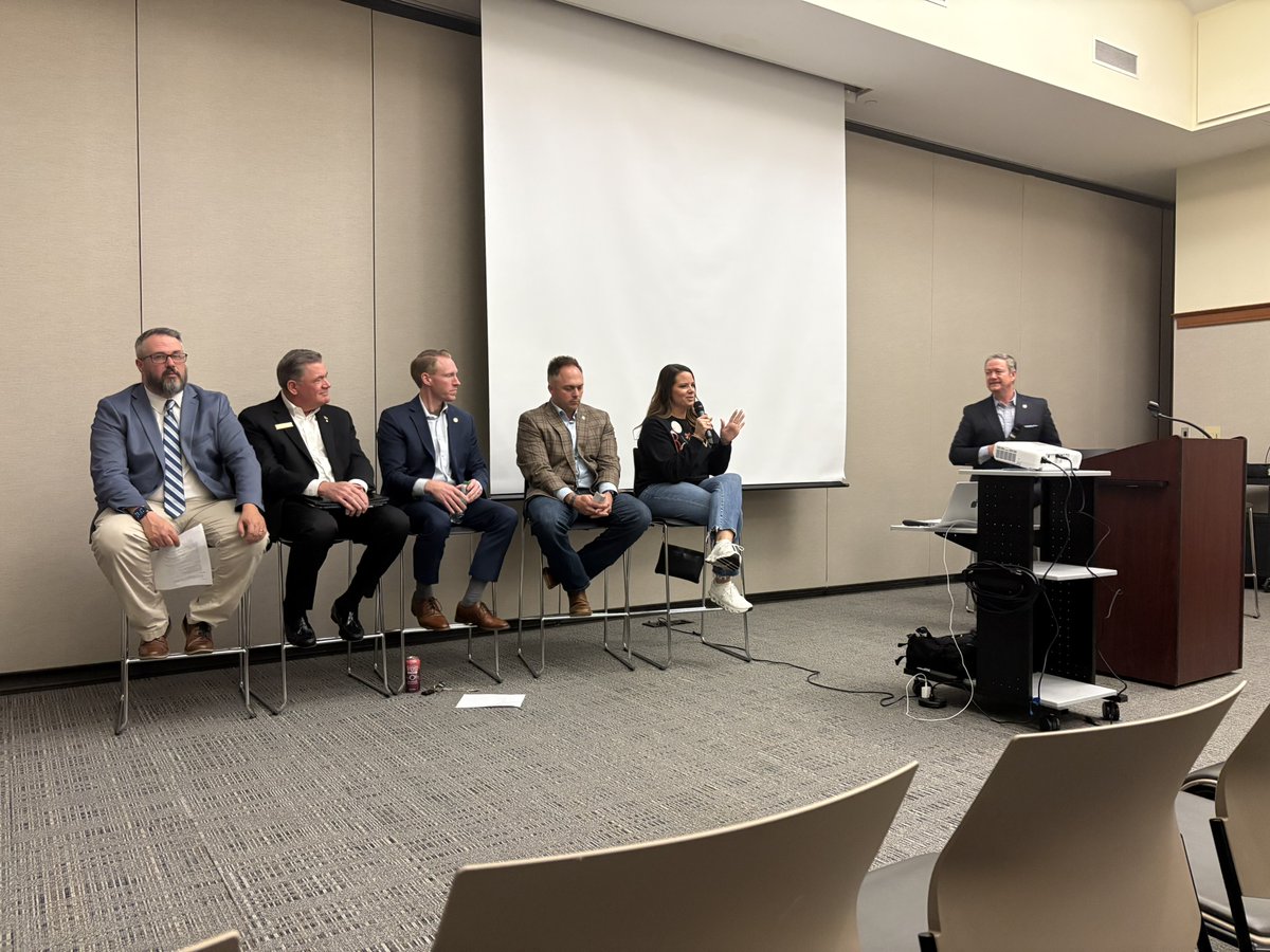 moprotects's tweet image. THANK YOU to everyone who came out to our Amendment 3 Campaign Kickoff is Des Peres last night! It was incredibly inspiring to see so many passionately pro-life folks in attendance. 

There are so many organizations working together to protect the unborn in Missouri. The energy…