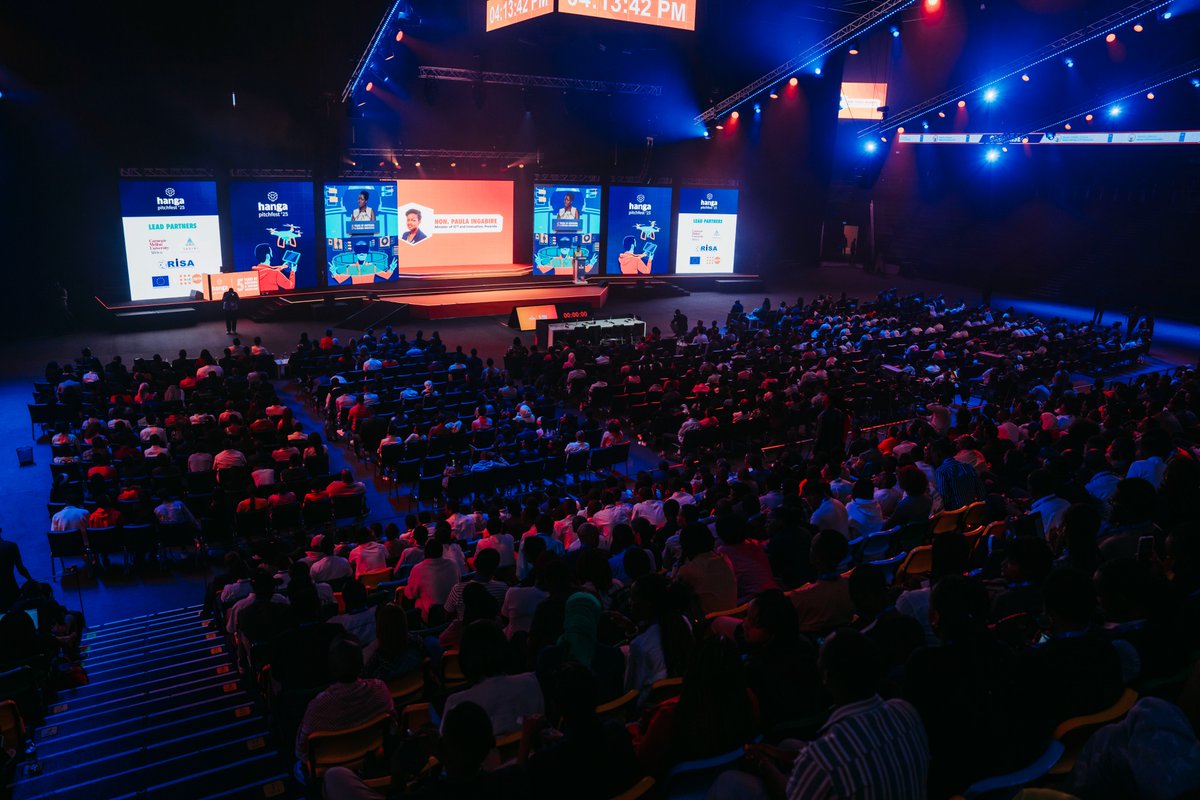 kagire's tweet photo. Speaking about the 5 years of #HangaPitchfest, Minister of ICT &amp; Innovation @MusoniPaula emphasized how #Rwanda’s young innovators are reshaping the economy. "#Hanga isn’t just a contest, it’s a movement turning ideas into scalable solutions. #HangaUhige #RwandaInnovation https://t.co/tTR5snDSbl