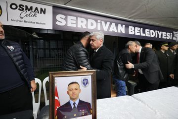 Sakarya’da Şehit Akın Karakuş’un Baba Ocağı Ziyaret Edildi