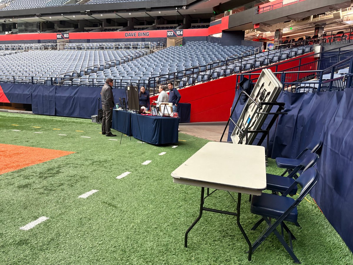 Syracuse University Sport Management Club's 21st Annual Charity Sports Auction is on Tuesday, but representatives of the organization and its beneficiary, Upstate Golisano Children's Hospital, are in the JMA Wireless Dome to explain the auction's impact. #BDJ3422