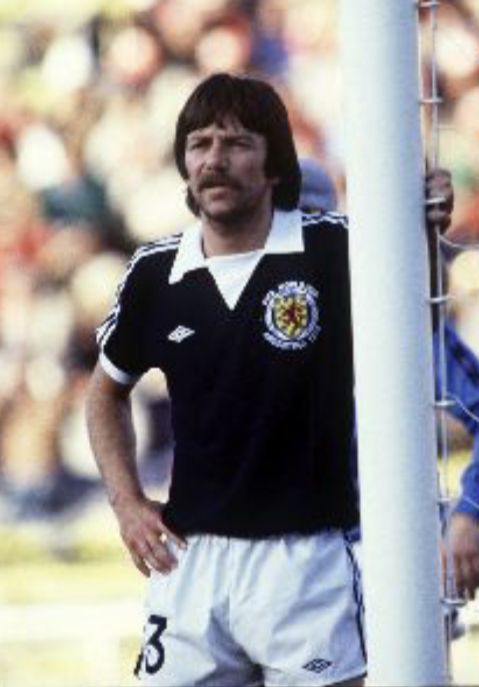 davstu11's tweet image. Player #33 of the 1980s. 18th November 1981 Scotland lose 1-0 away to Portugal. Making his first appearance and his last overall was Stuart Kennedy of Aberdeen. Stuart (seen here in 1978) won eight caps in total.