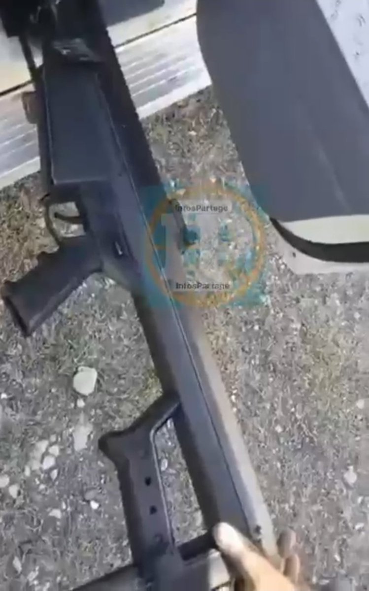 Plusieurs bandits ont été tués et des armes ont été saisies, dont un fusil de précision Barrett, arme de guerre de calibre puissant, lors d’une opération policière menée dès 5 h du matin ce vendredi 14 novembre 2025, au pied du Morne à Cabris, à Croix-des-Bouquets. Les forces de