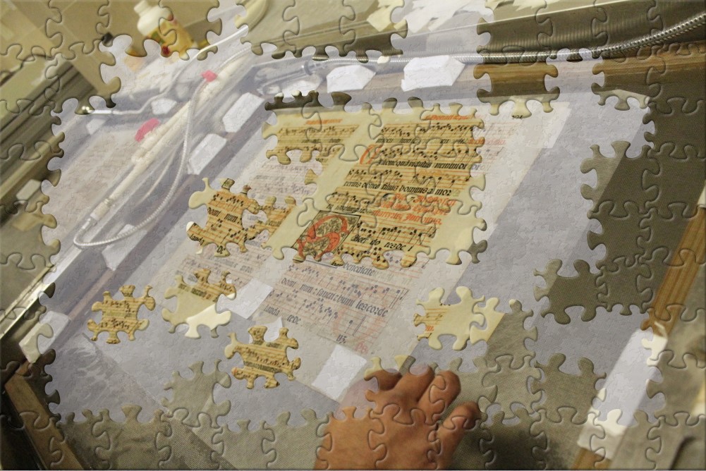 ¿Listo para un reto? Te compartimos un rompecabezas basado en una imagen que muestra parte del trabajo dedicado al cuidado de los documentos. ¡Anímate a armarlo! goo.su/ESUhwZT 
#ViernesDeRompecabezas #TodoSeaPorLosArchivos <a href="/ADABIdeMexico/">ADABI de México</a>