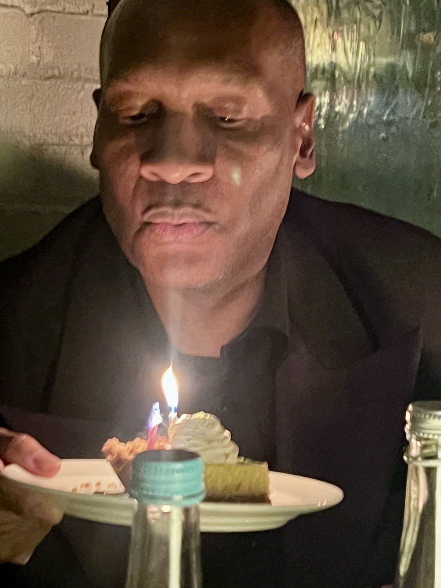 Supreme Books by Marcellas Reynolds tweet media