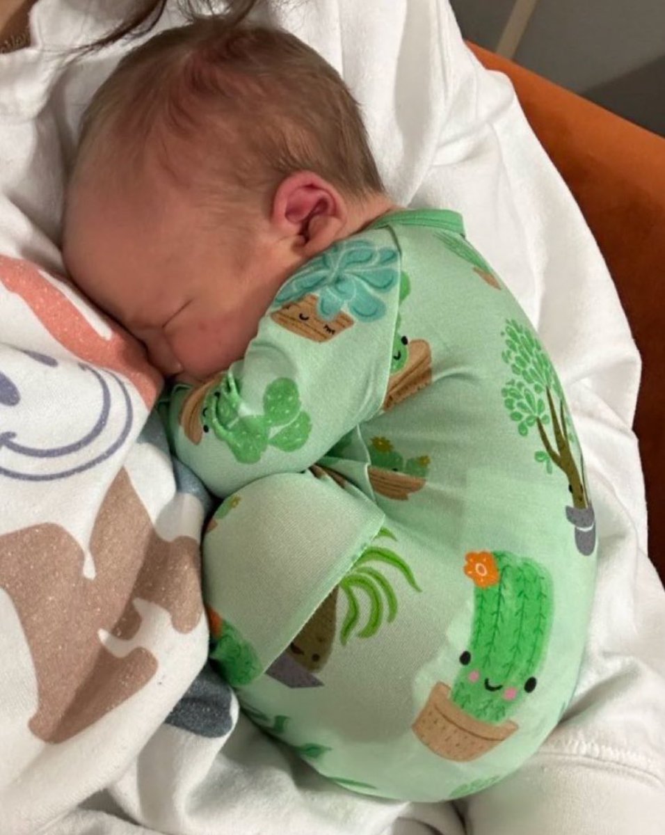 Hala anne karnında durduğu gibi duruyor nasıl açılacak bu