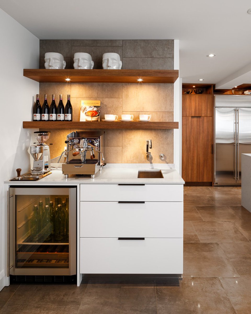 AstroDesign_Inc's tweet image. Coffee Bar Timeless Design by Astro Design Inc. ☕✨

Every season, every moment, is designed with intention and quiet luxury.

🔗 astrodesigninc.com/gallery.html | Ottawa

#AstroDesignInc #DesignBeyondTime #LuxuryInteriors #OttawaDesign #AstroExperience #WinterInteriors