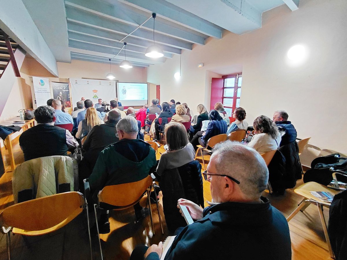 🏛️El Museu del Renaixement s’inscriu a les “Rutas Europeas de Carlos V”.

Ahir dijous el museu participava per primera vegada de la trobada de la xarxa de cooperació de les “Rutas Europeas de Carlos V” de la qual forma part com a soci.

Més informació
molinsderei.cat/el-museu-del-r…
