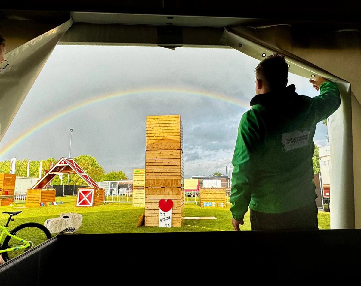 𝗙𝗿𝘆𝘀𝗹𝗮̂𝗻 𝗶𝘀 𝗸𝗮𝗺𝗽𝗶𝗼𝗲𝗻 𝗳𝗿𝗶𝗷𝘄𝗶𝗹𝗹𝗶𝗴𝗲𝗿𝘀𝘄𝘂𝗿𝗸 💛
Mei it Stipenetwurk Mienskipsinisjativen en it nije online platfoarm Stipe.frl wurdt de belofte út it bestjoersakkoart wiermakke: ien loket foar stipe oan ferieningen, frijwilligers en