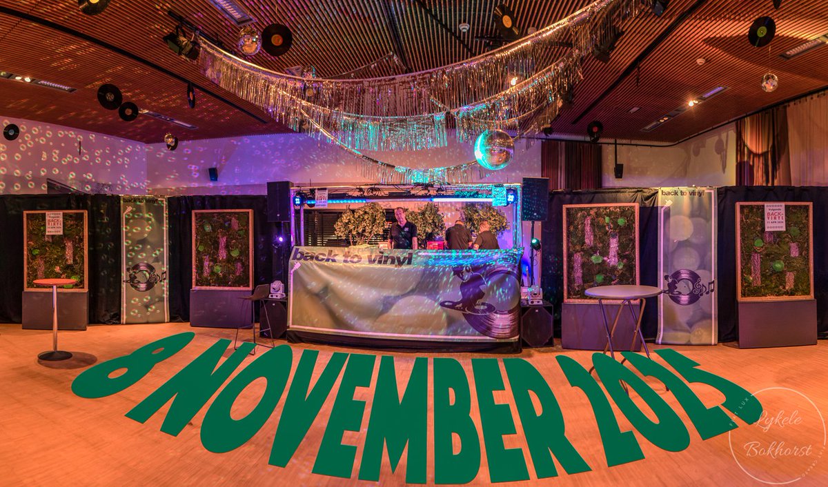 Back2Vinyl's tweet image. Jaaaa, het is zover: nog even terugblikken op een ontzettende leuke en gezellige Back to Vinyl.
Lykele heeft werkelijk een top shoot gemaakt en deze met ons gedeeld. Hier tref je een kleine selectie aan van de foto's. De rest vind je op onze webpagina: 
backtovinyl.nl/8-november-202…