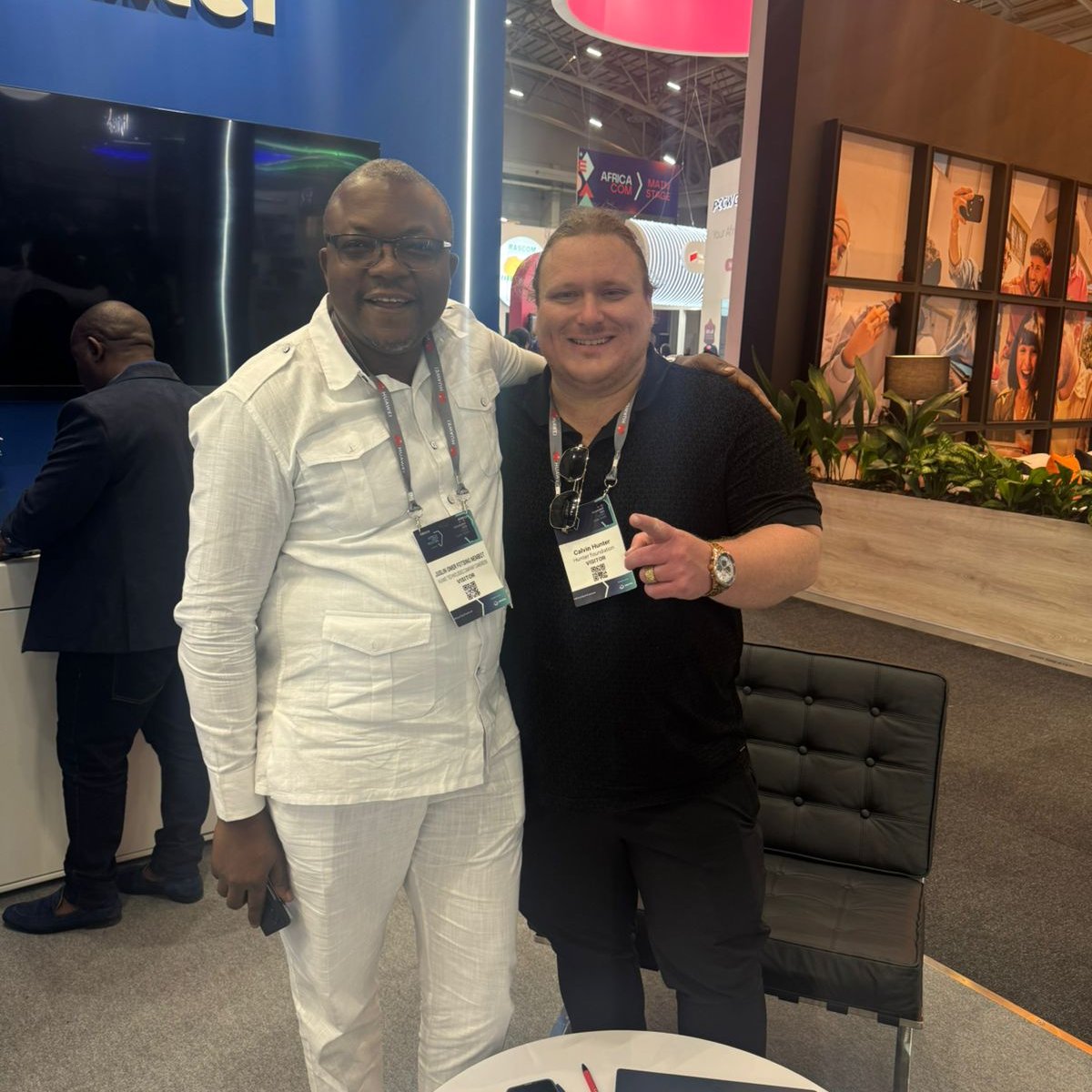 BitMobileTech's tweet image. AfricaCom 2025, that’s a wrap! 🎉 Thank you to everyone who supported and shared excitement for the Phēnix X. 

Africa’s digital future is being built with YOU, and we’re just getting started. 🚀

Powered by $BioFi @BioFiGlobal