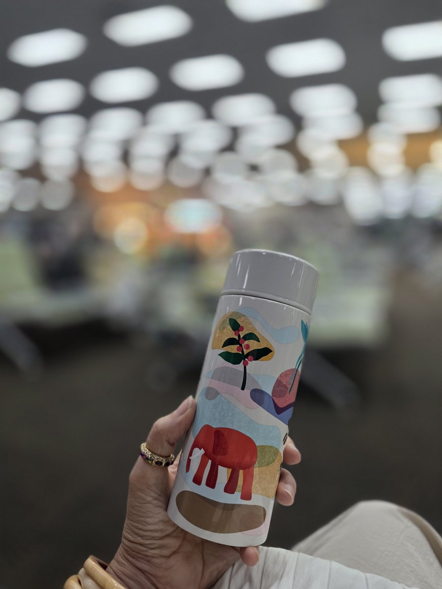 งานครึ่งเที่ยวครึ่ง 😊