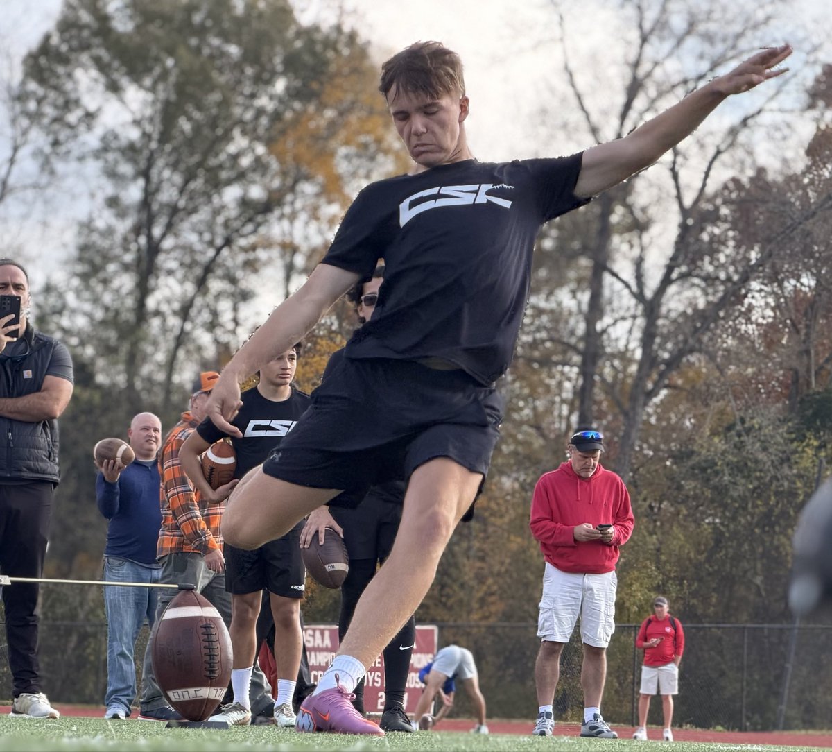 Chris Sailer Kicking tweet media