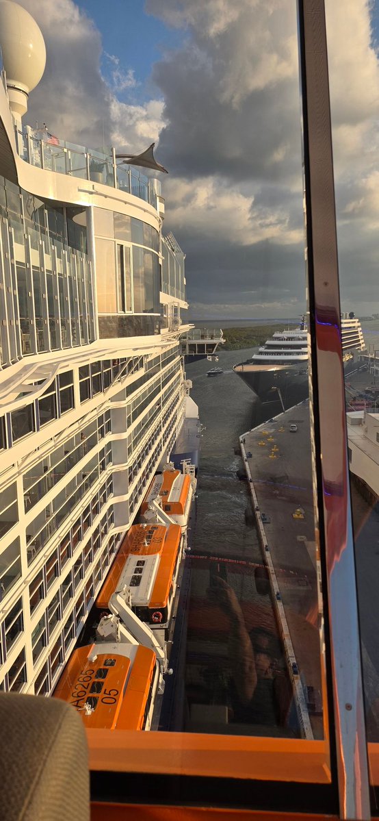 Ropes up! <a href="/CelebrityCruise/">Celebrity Cruises</a> brand new #CelebrityXcel departing <a href="/PortEverglades/">Port Everglades</a>.