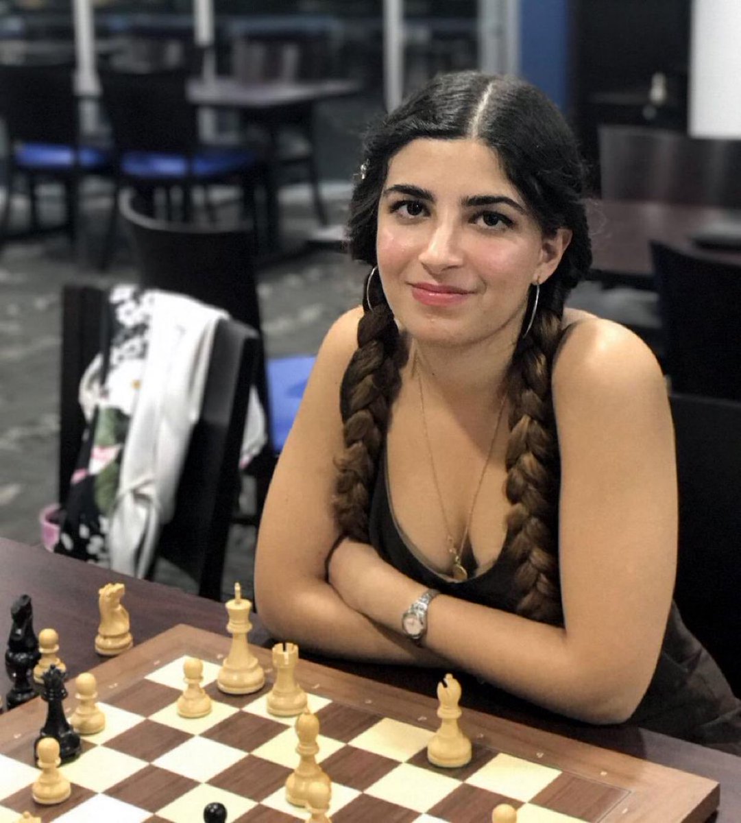 AzatAlsalim's tweet image. Iranian chess player Dorsa Derakhshani was given an ultimatum by the Islamic regime of Iran: either wear Hijab or you won’t be allowed to compete.

she refused to wear the Hijab, she joined the USA team and became a champion.