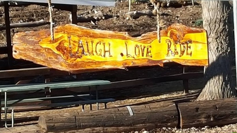 Greenspotfarms's tweet photo. Laugh ~ Love ~ Ride ... A motto we stand by! 😊

#GreenspotFarms #FarmLife #FreshAir #Nature #Horses #FarmAnimals https://t.co/JYaCwgQlTu