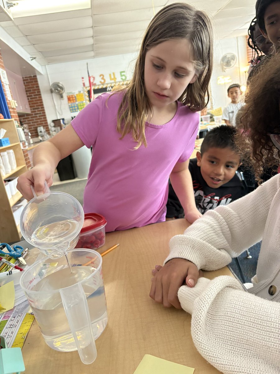 Ms. Dahm tweet media