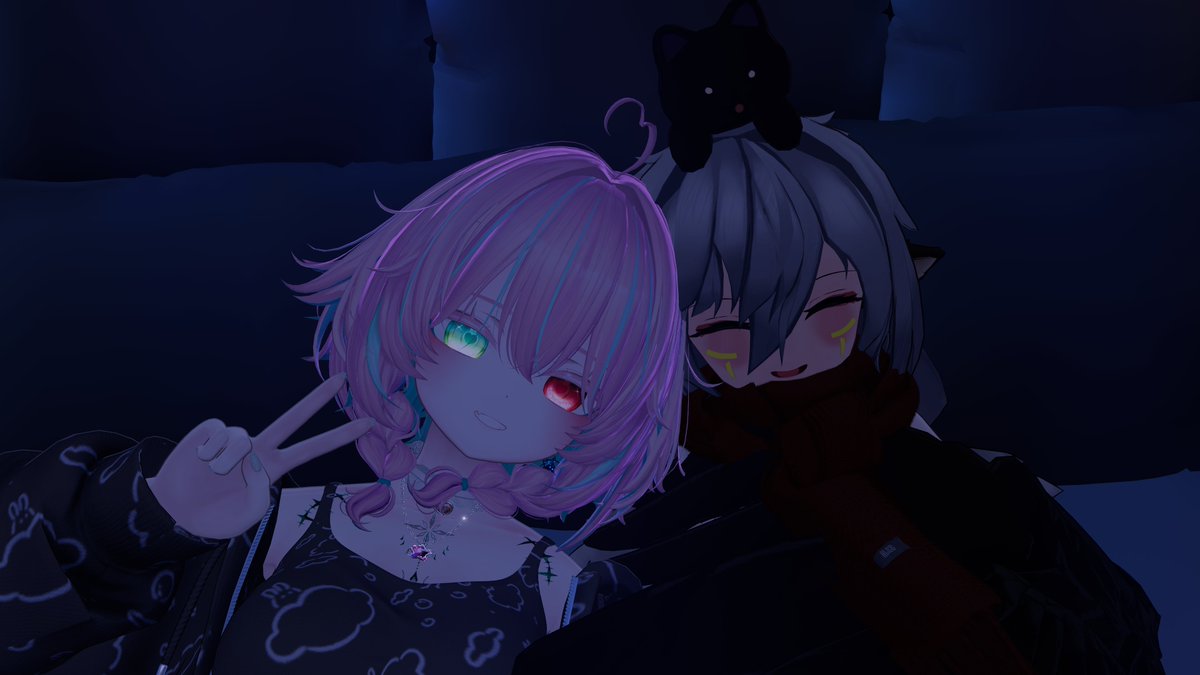 regina_luxon's tweet image. 昨夜は #LabradoNight にキャストとして参加🥂
最後のハロウィン特別営業でお相手させていただいたのは証明人形さんでした！！🎃🍭👻
初めて証明人形さんに会ったのは1年半以上前で、その頃からボクの事をとても褒めてくれますね♪
久しぶりに証明人形さんのお相手ができてとっても嬉しかったです✨