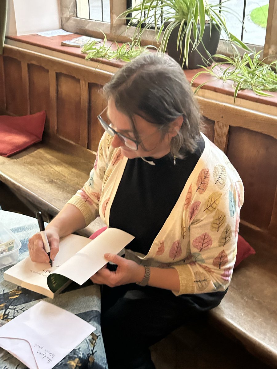 Sarah Brush tweet media