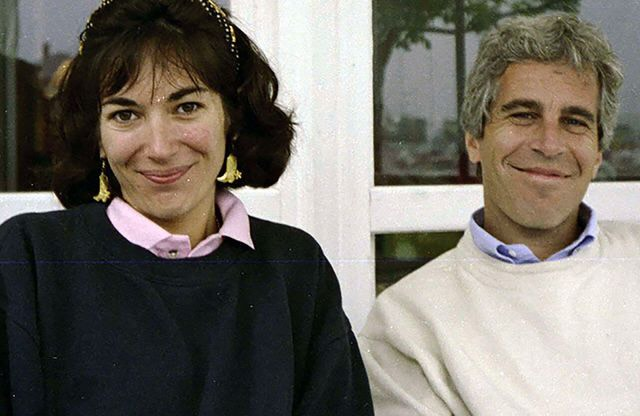 SoloFlow786's tweet image. SCOTUS know that Trump is a pedophile.

GOP know that Trump is a pedophile.

Billionaires know that Trump is a pedophile.

MAGA know that Trump is a pedophile.

Evangelicals know that Trump is a pedophile.

Trump family knows that Trump is a pedophile.

The whole world knows.