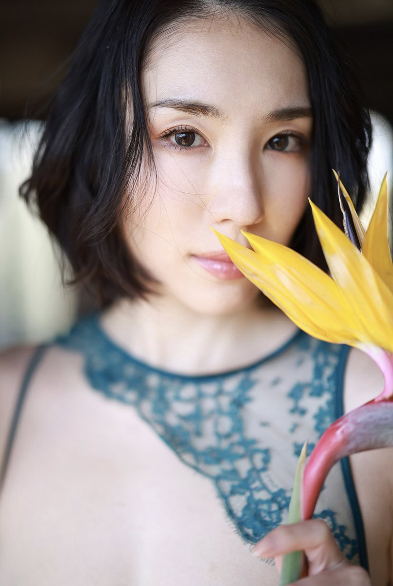 聖ひばり tweet media