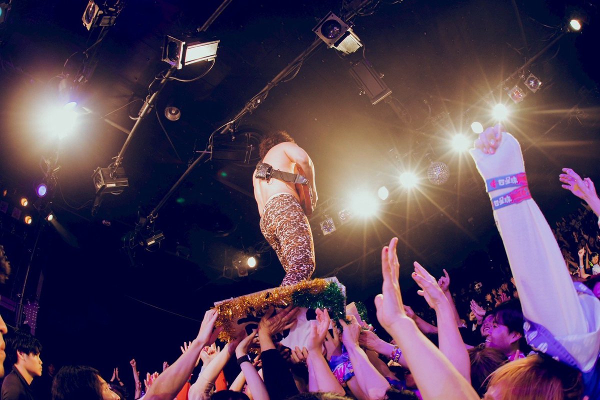 masayuki_web's tweet photo. æ¢
ç°CLUB QUATTRO
PANçµæ30åšå¹Žã€ãã³ãã30ç¥ãDAY!ããPANBACK!!!ã
ãã®â¡
#30ç¥ãDAY
#PANBACK
ðž@hannarihanna_t https://t.co/zhJbUaBDAC