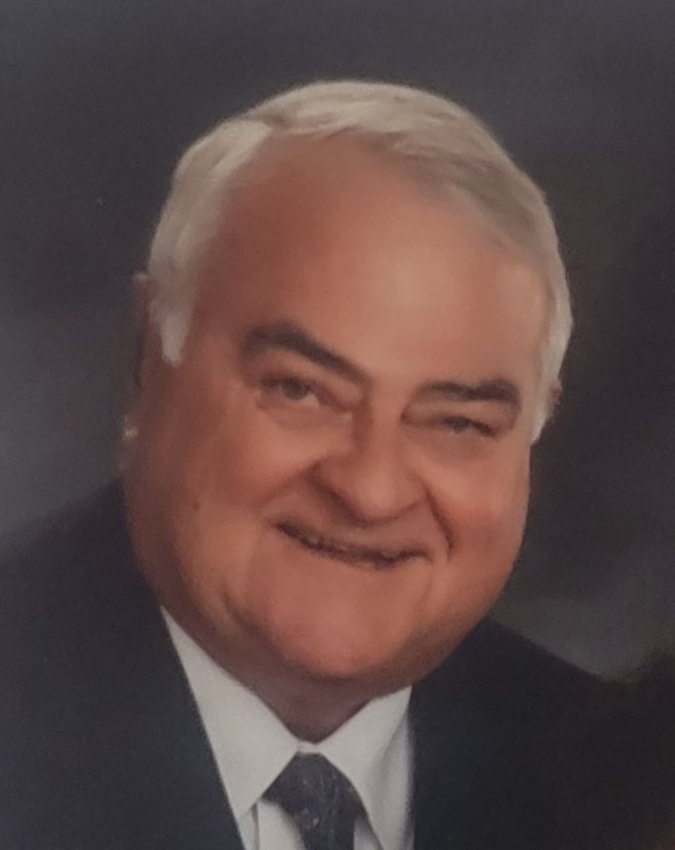 Thank you to everyone who made a donation in memory of Laverne Malone. Laverne’s commitment to education included not only his years teaching biology in Blue Mound, but also his service on the MF School Board. Your generosity honors the impact he made across our community.