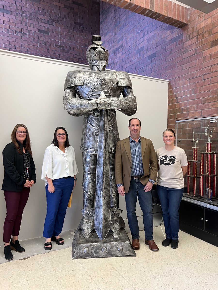 RepWhyte's tweet image. Spent time with Carbon School District leaders, teachers and students—truly inspiring! The camaraderie and creativity at Carbon High, Mont Harmon MS Castle Heights Elem and Castle Valley Center were outstanding. Grateful for your insights as I serve as Chair of Public Ed Approps.