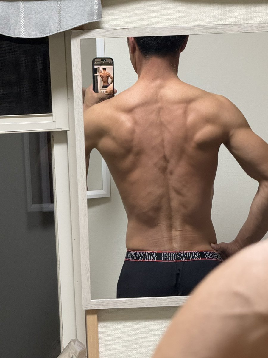 ひろちん⭐︎プチ減量平日だけ禁酒4月末。 tweet media