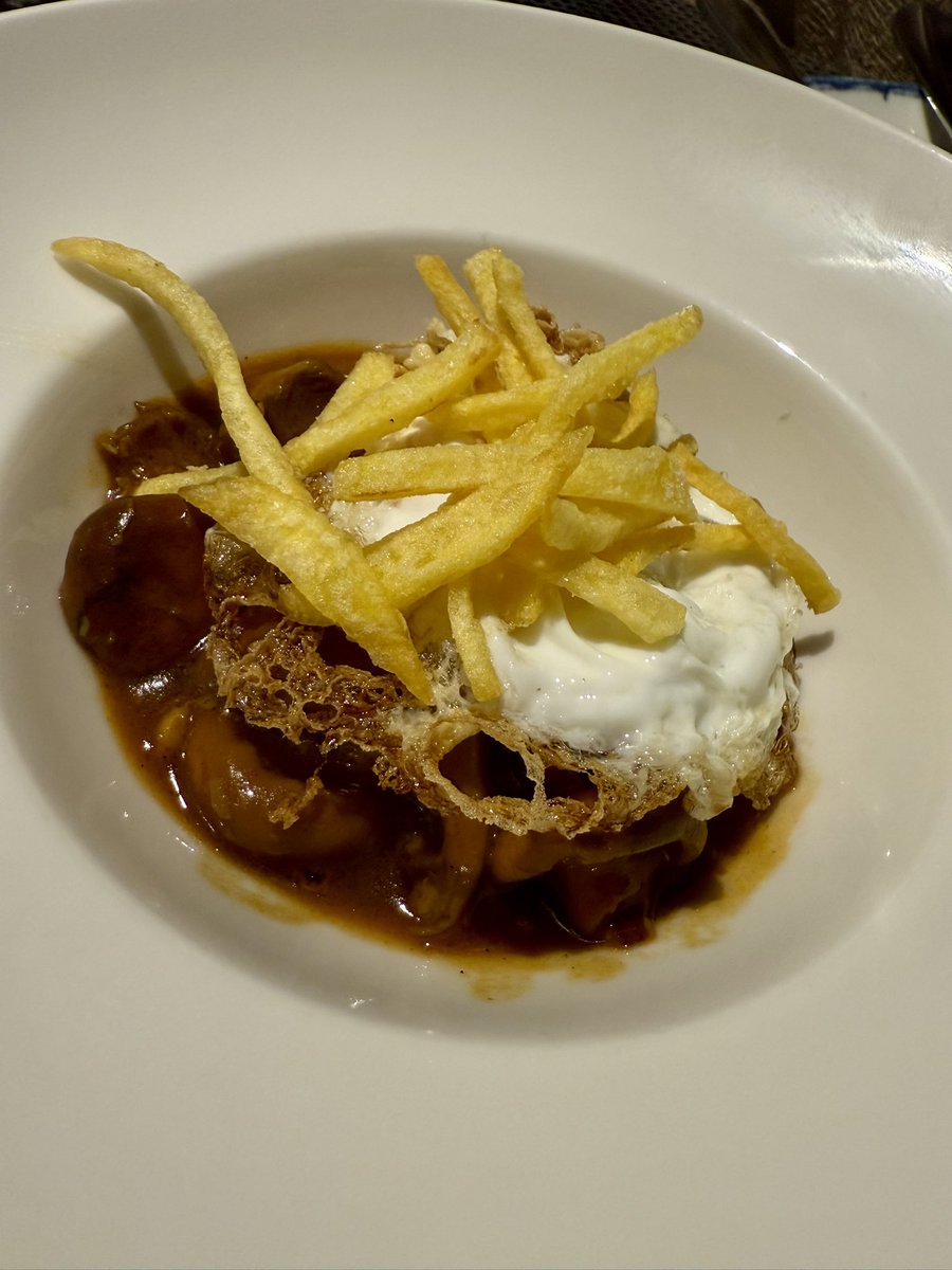 Carlos Sancha tweet media