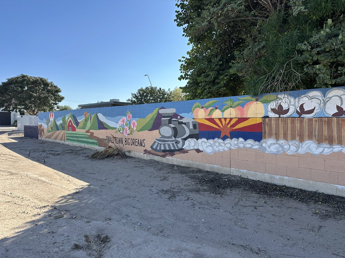 Happy Friday! #FridayVibes