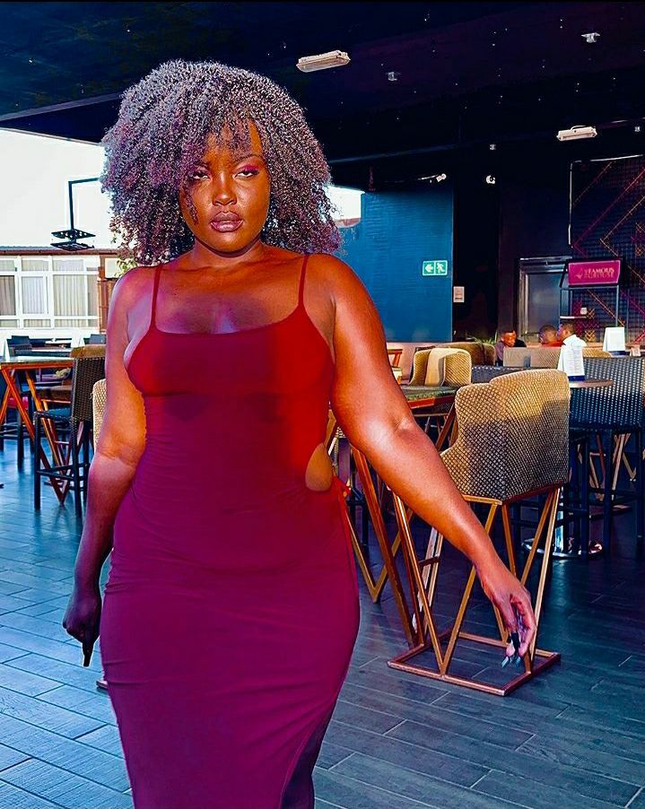 Shadia_shaky's tweet image. She&apos;s trending videos 👇