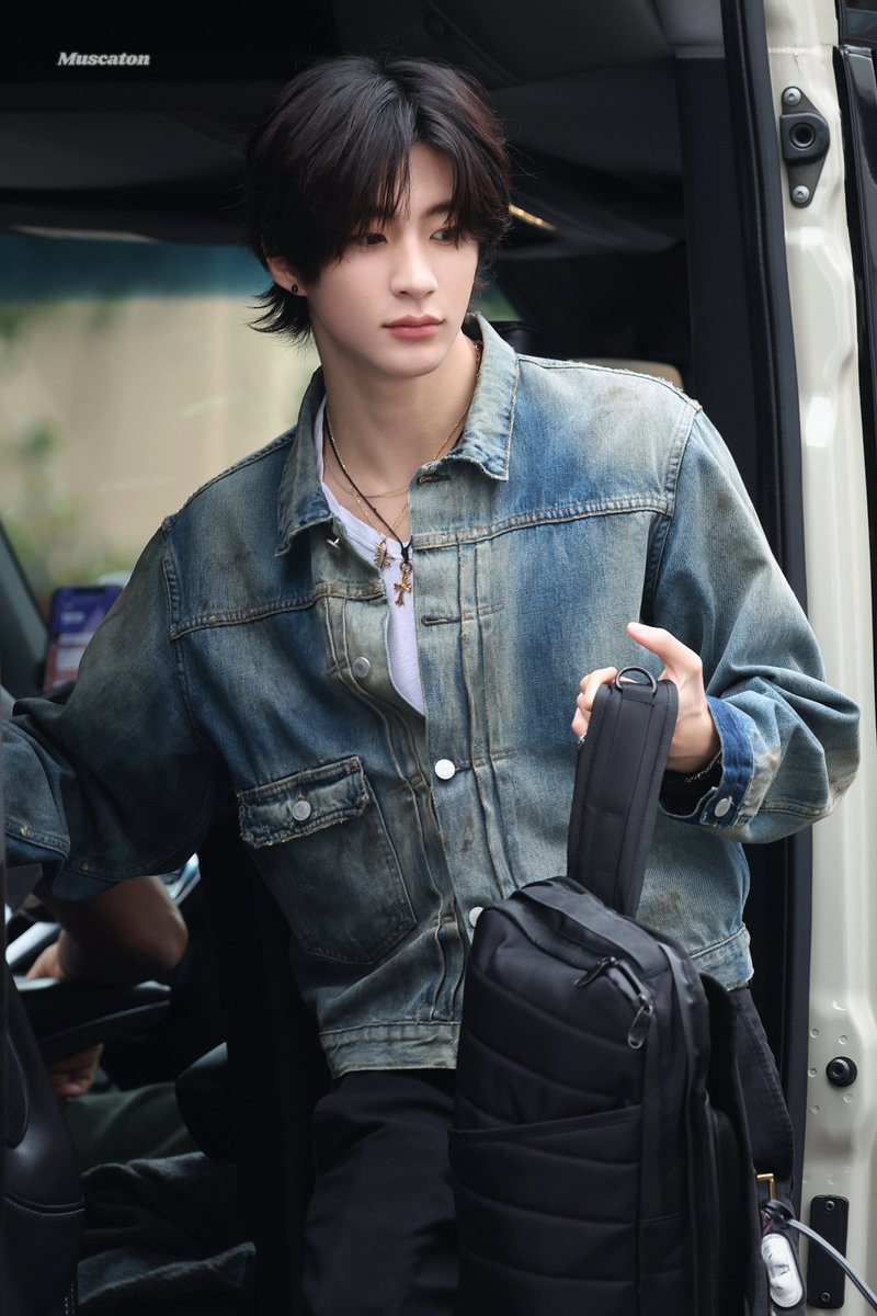 Muscaton tweet media