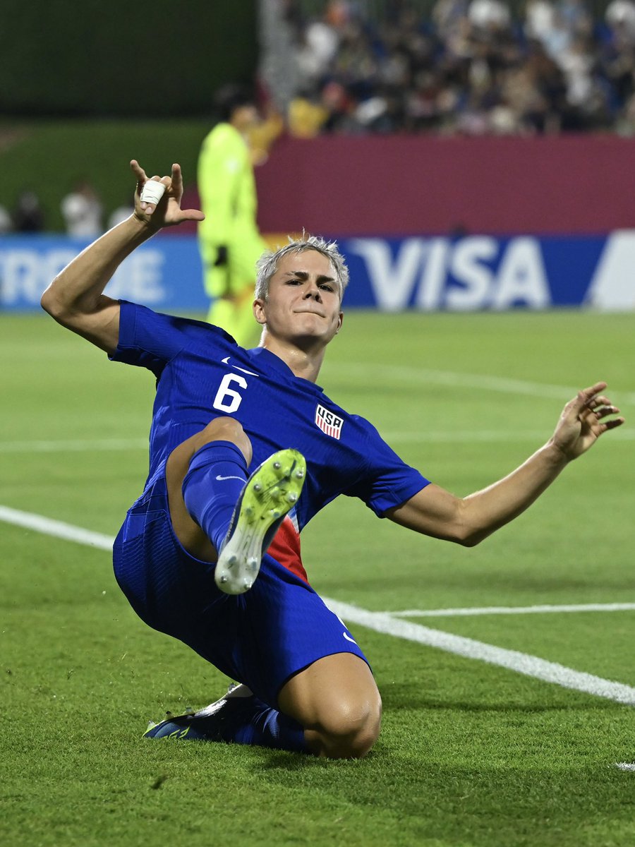 Cavan Sullivan (16) at the 2025 FIFA U17 World Cup:

4 Matches
72 Mins Per Goal Contribution
2 Goals
2 Assists
8 Key Passes
3 Player of the Match awards
2 Big Chances Created

Joining #ManCity when he turns 18. 🇺🇸💫