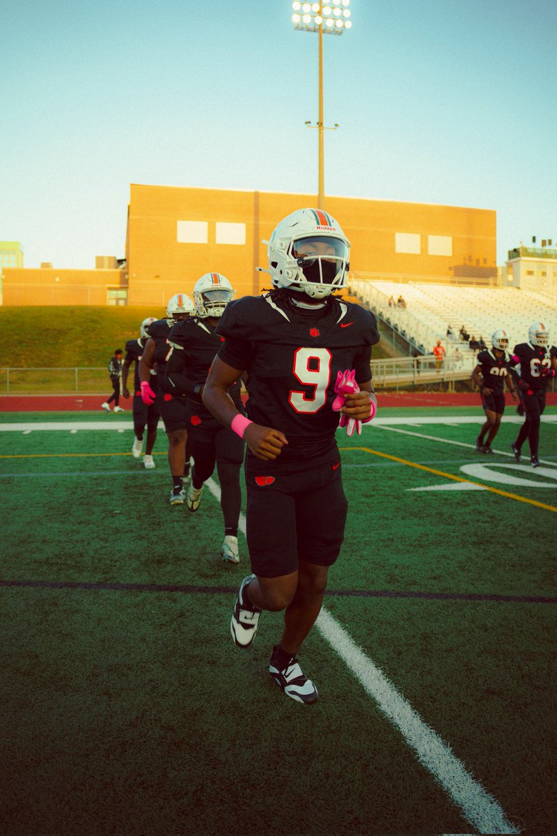 Round 1! Tonight in the Jungle.
<a href="/BridgeBoysFB/">Stockbridge Football</a> <a href="/Coach_Bama/">Kendrick Callier</a> <a href="/KJPhillips5_/">KJ Phillips</a> <a href="/TheReal_Chad4/">Chad Clay</a> <a href="/CoachKent_3_/">Kent</a> <a href="/CoachEverett901/">John Everett</a> <a href="/coachFoxx50/">Coach Foxx</a>