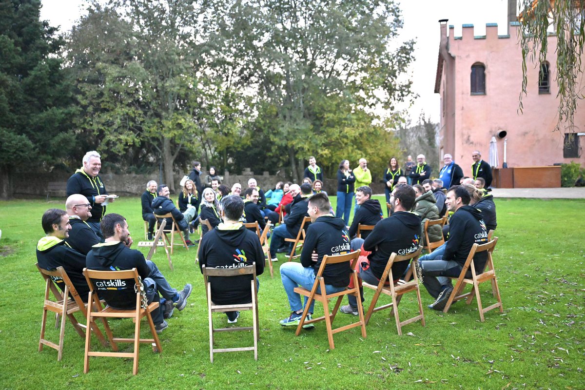 Esther Niubó tweet media