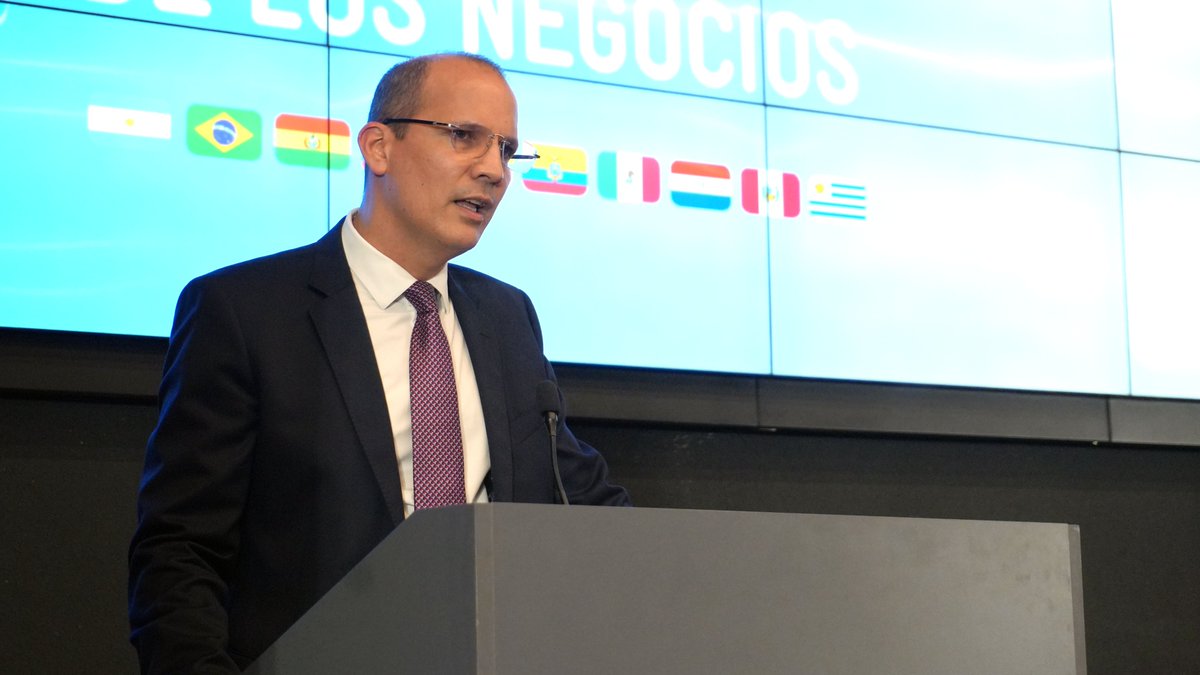 ¡EMPIEZA EL FINDE!

Esta semana tuvimos encuentros sobre:
👉 Relaciones internacionales
👉Seminario iberoamericano sobre acceso a justicia
👉Foros sobre integridad y sustentabilidad empresarial
👉Congreso de contrataciones públicas.

Mirá lo que hicimos:
undp.org/es/argentina/n…