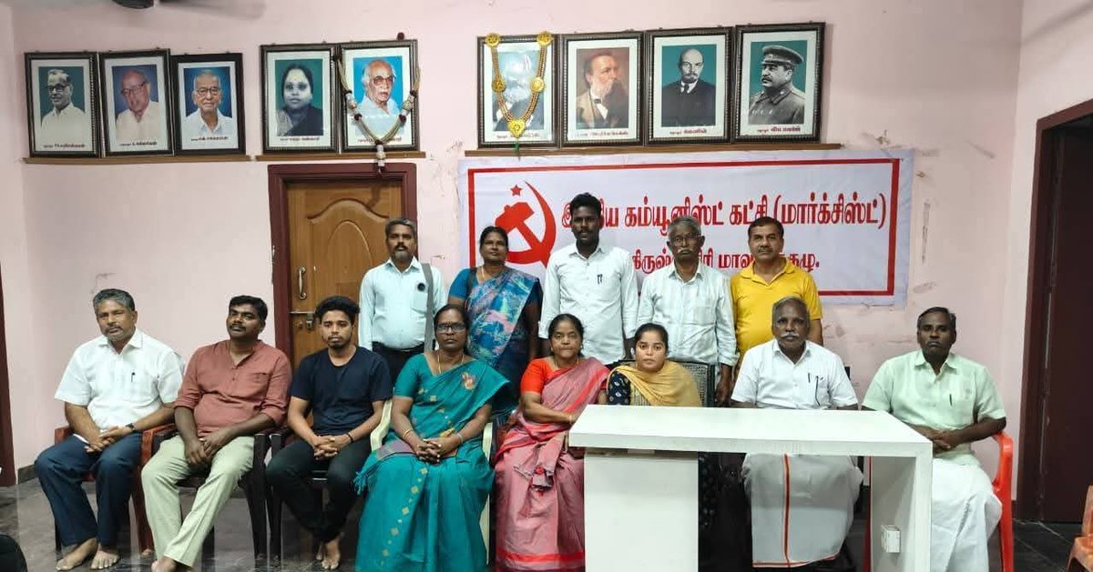 com_amavasai's tweet photo. வரலாற்று சிறப்பு மிக்க தீர்ப்பு, களத்தில் கம்யூனிஸ்டுகள் 🔥
கிருஷ்ணகிரி சுபாஷ் சாதி ஆணவப் படுகொலை வழக்கில், தன் மகனையும், தன் அன்னையையும் படுகொலை செய்த குற்றவாளி சுபாஷின் தந்தை தண்டபாணிக்கு 3 ஆயுள் தண்டனை மற்றும் பத்தாண்டு கடுங்காவல் தண்டனை விதித்தது https://t.co/7Vi4JLKksT