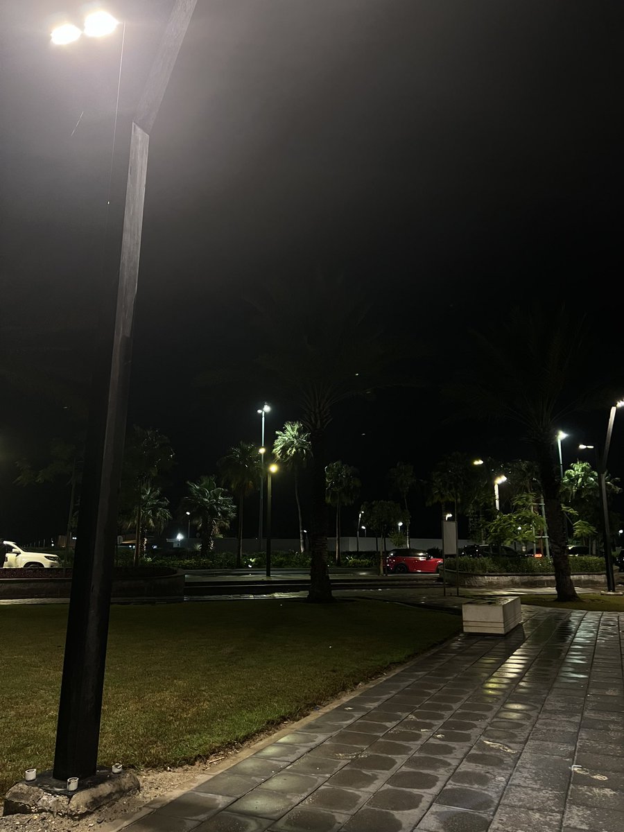 had22h's tweet photo. مطر وفره على البحر ذا أجمل شي :) https://t.co/uFxLDEDEf5