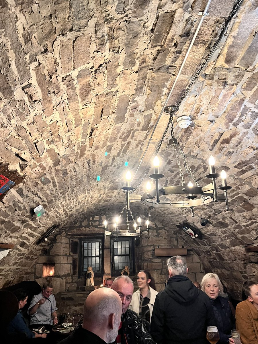 Dragged back to the LC yet no sign of ‘Cruzcampo’ <a href="/MD_Briggs/">Michael Briggs 🔬🏏🎸🐝🦔🍺🌱</a>