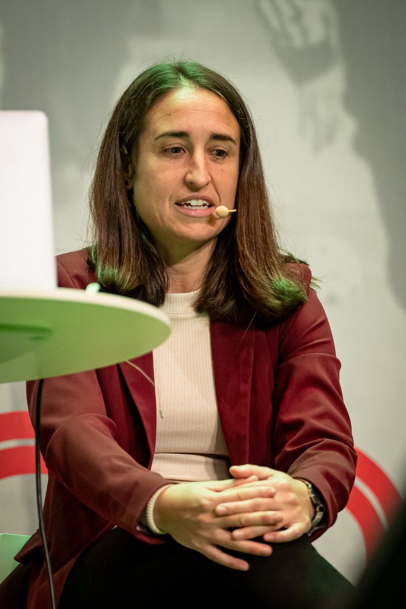 ⚽ 1️⃣3️⃣è 𝐃𝐢𝐚 𝐝𝐞 𝐥'𝐄𝐧𝐭𝐫𝐞𝐧𝐚𝐝𝐨𝐫/𝐚 

🗣️ Sonia Bermúdez i Iraia Iturregi, entrenadora i assistent de la <a href="/SEFutbolFem/">Selección Española Femenina de Fútbol</a>, expliquen com es gestiona i prepara una selecció abans i després d’un partit

🔚 Fins aquí la tercera ponència de la jornada a la <a href="/LaFACT_Cultural/">LaFACT Cultural</a> de